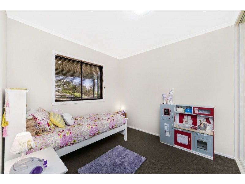 6 Telopea Place, Queanbeyan NSW 2620