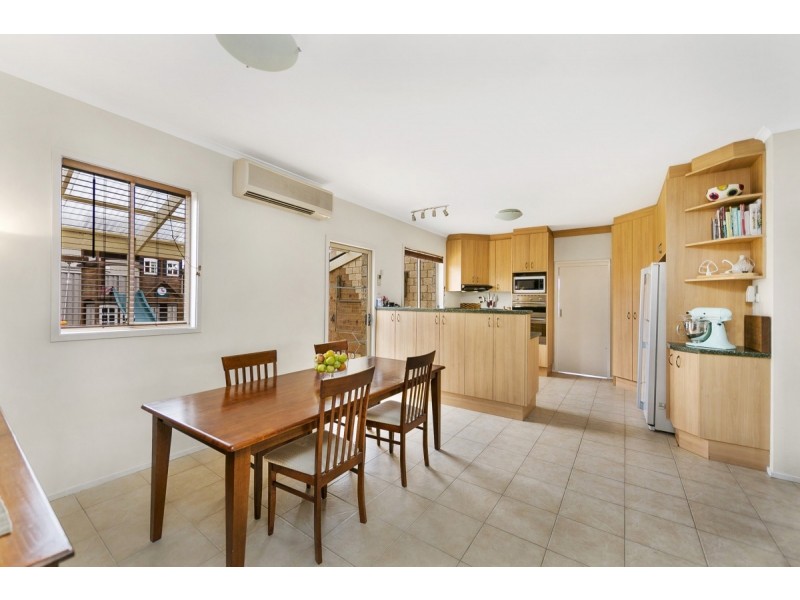 6 Telopea Place, Queanbeyan NSW 2620