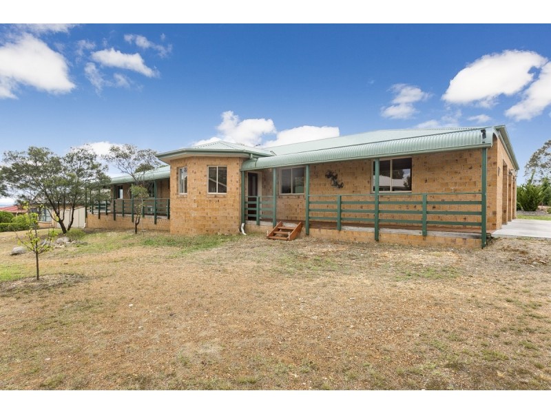 6 Telopea Place, Queanbeyan NSW 2620