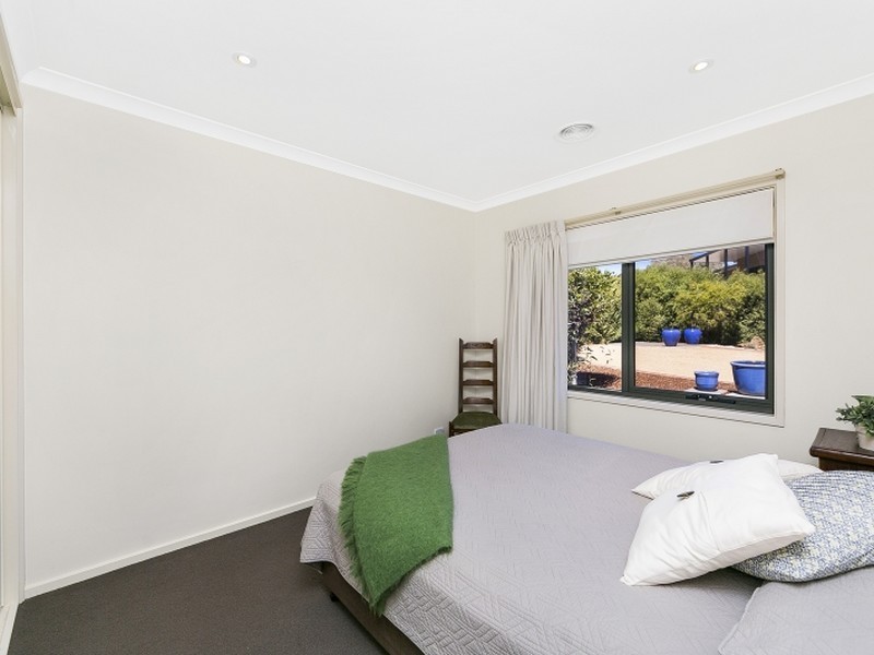 10 Kavanagh Street, Jerrabomberra NSW 2619