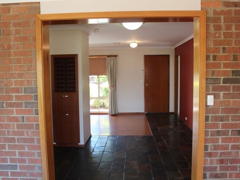 4 Heatherbelle Place, Queanbeyan NSW 2620