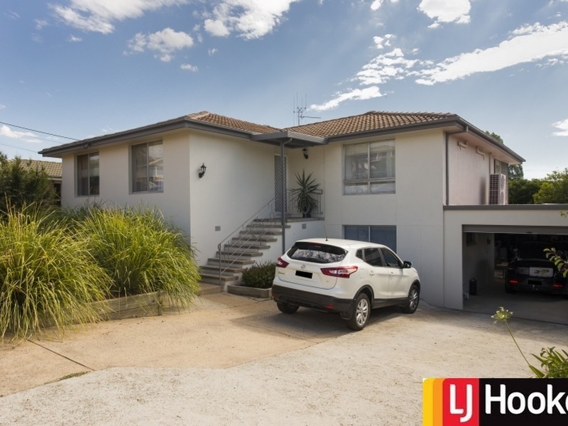 81 Pindari Crescent, Queanbeyan NSW 2620