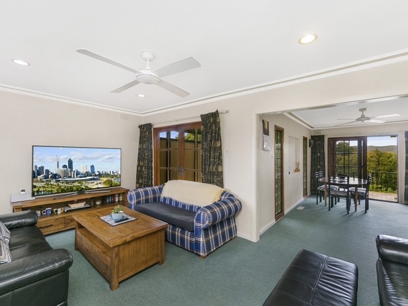 50 Agnes Avenue, Queanbeyan NSW 2620