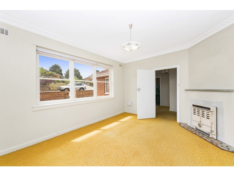 10 Blackall Avenue, Queanbeyan NSW 2620