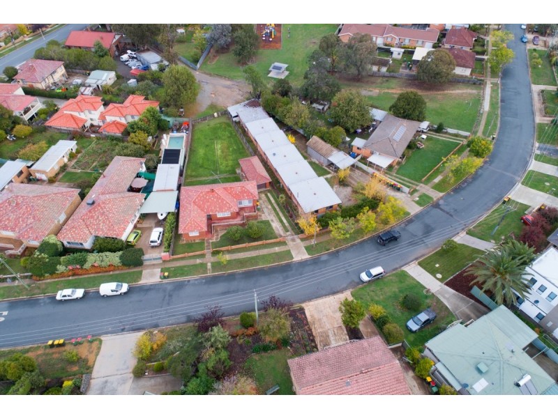 10 Blackall Avenue, Queanbeyan NSW 2620