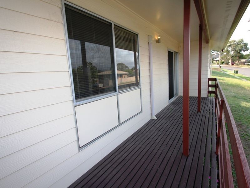 4 Dunn Street, Queanbeyan NSW 2620