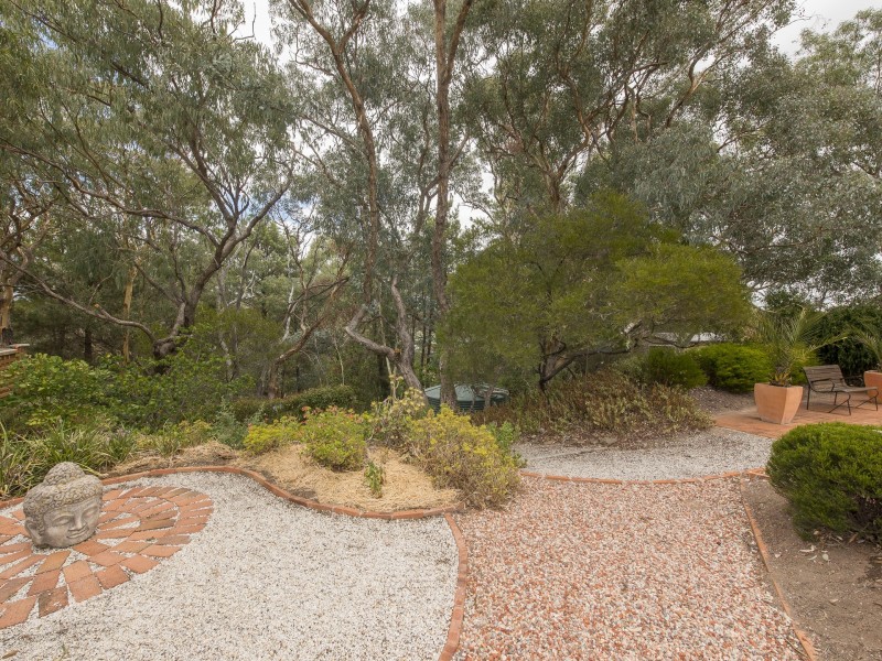 74 Severne Street, Greenleigh NSW 2620