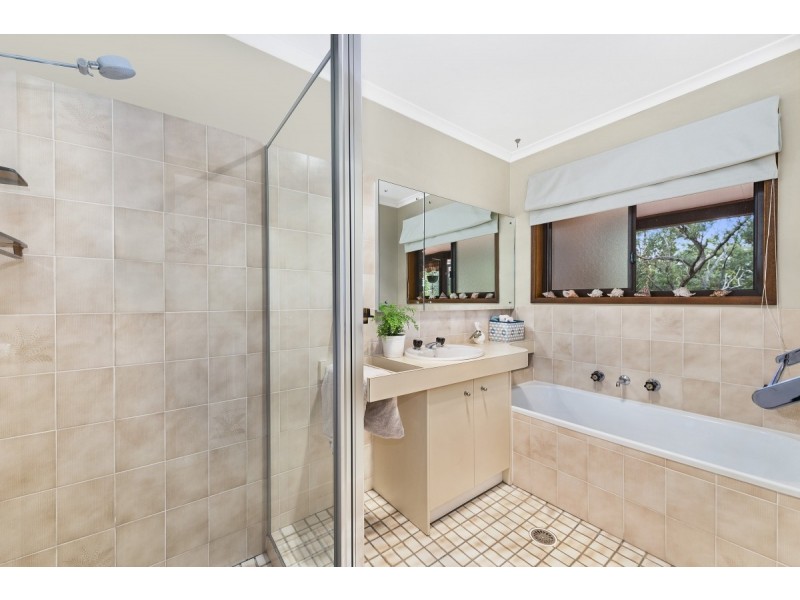 74 Severne Street, Greenleigh NSW 2620