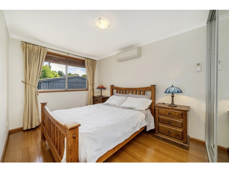 6 Christopher Crescent, Queanbeyan NSW 2620