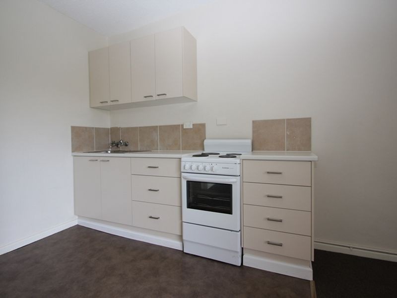 10/3 Charles Street, Queanbeyan NSW 2620