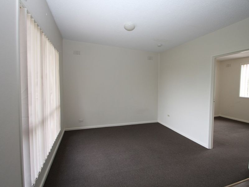 10/3 Charles Street, Queanbeyan NSW 2620
