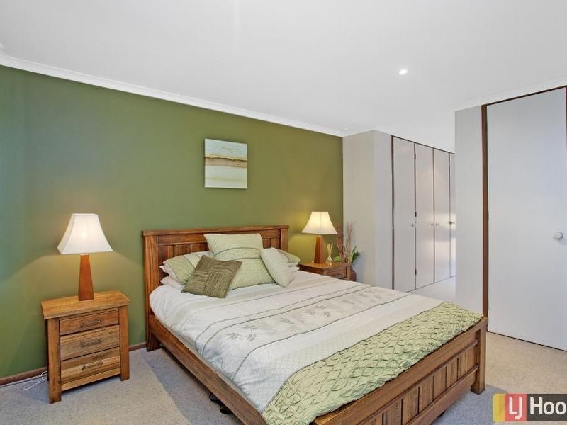 11 Hayley Crescent, Queanbeyan NSW 2620