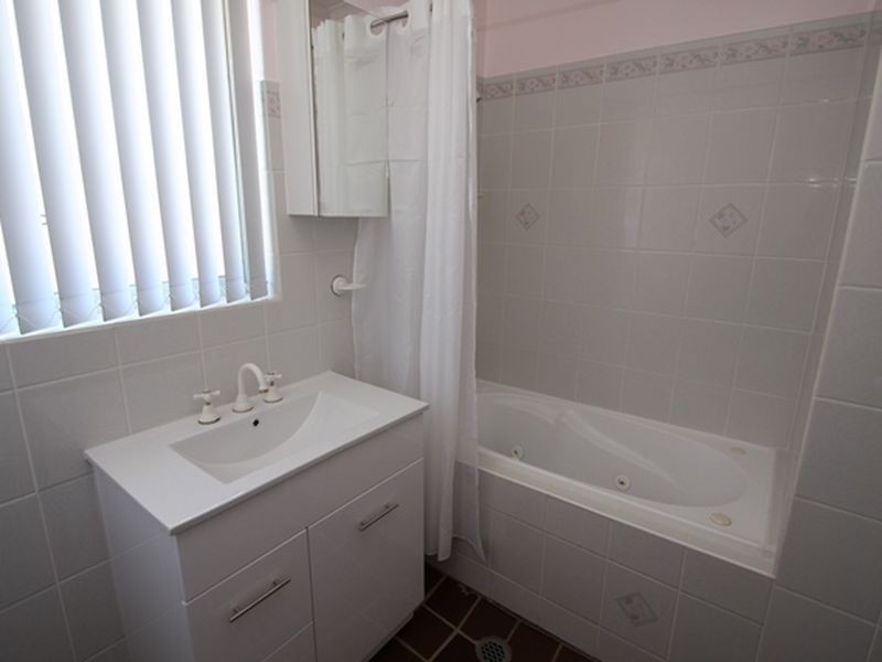 6/120 Henderson Road, Queanbeyan NSW 2620