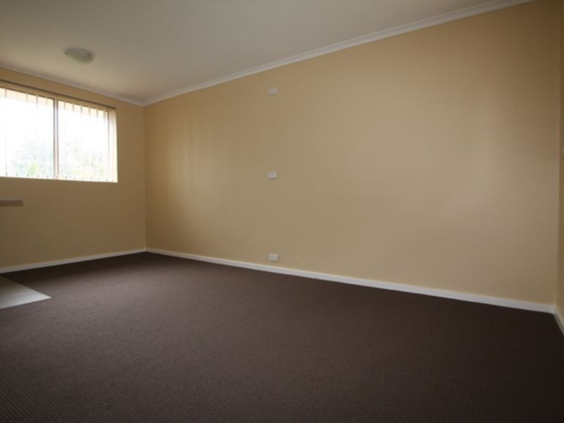 4/22 Cassidy Street, Queanbeyan NSW 2620