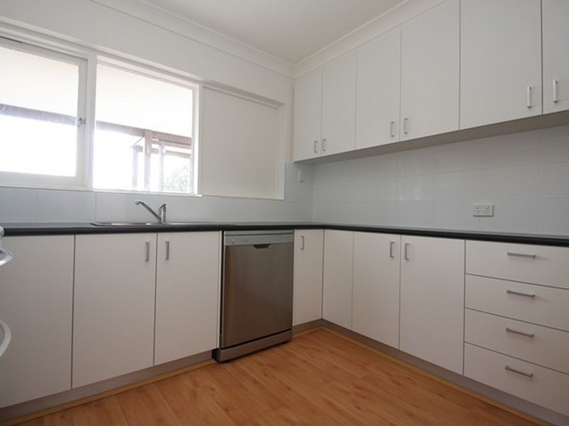 12 Hillbar Rise, Queanbeyan NSW 2620