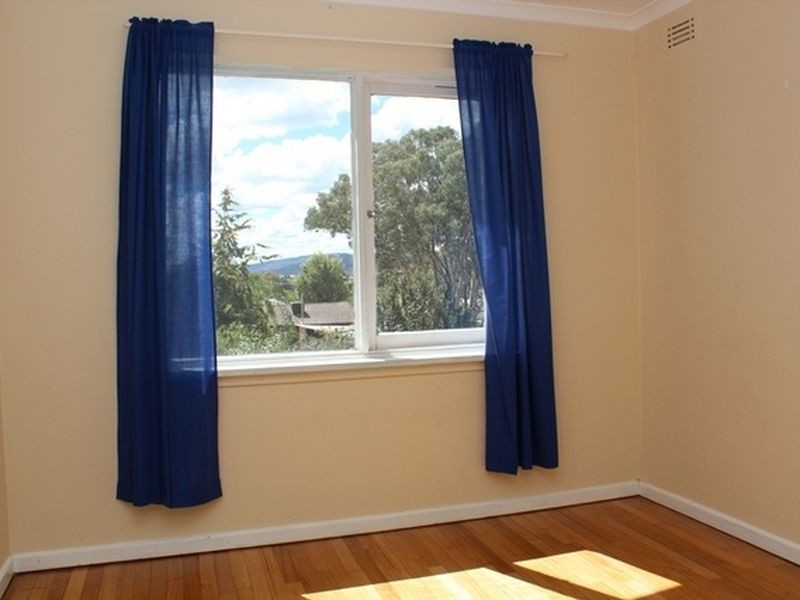 12 Hillbar Rise, Queanbeyan NSW 2620