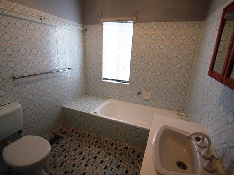 30 The Crescent, Queanbeyan NSW 2620