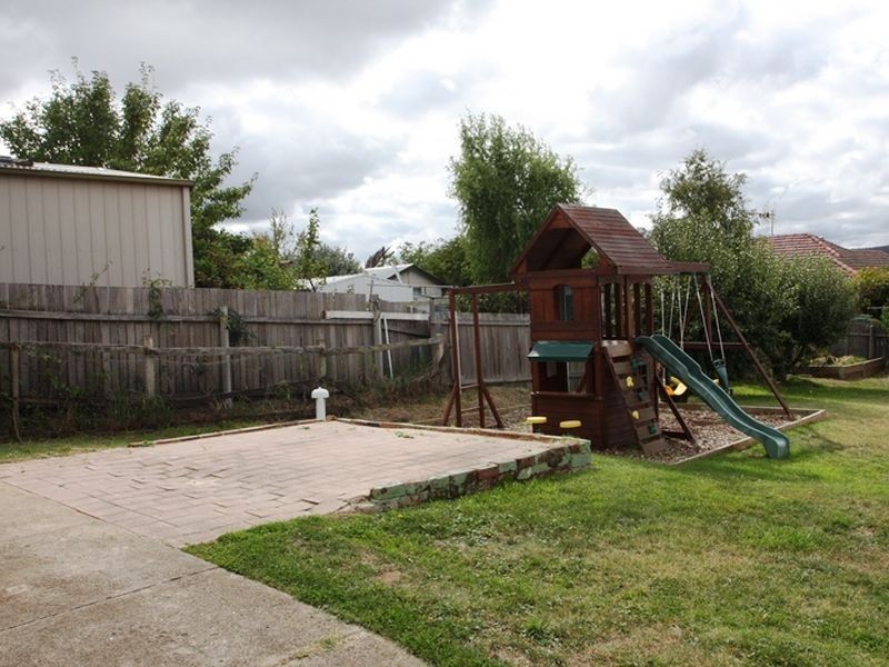 30 The Crescent, Queanbeyan NSW 2620