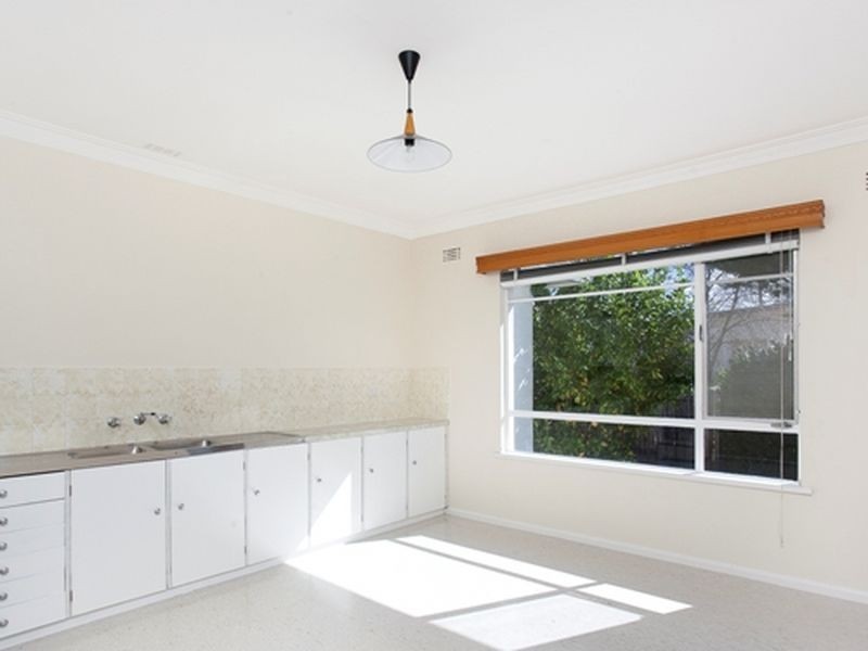 12 Sunnybar Parade, Queanbeyan NSW 2620