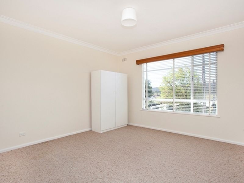 12 Sunnybar Parade, Queanbeyan NSW 2620