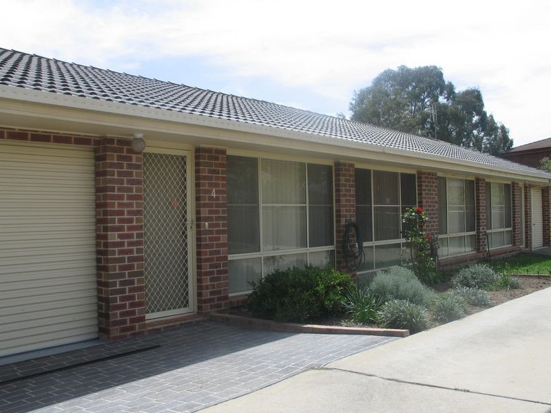 4/157 Uriarra Road, Queanbeyan NSW 2620