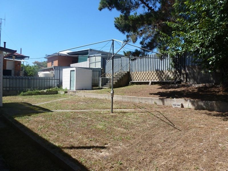 18 Fairmount Crescent, Queanbeyan NSW 2620
