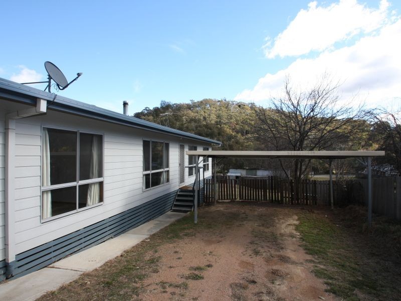 21 Schardt Street, Captains Flat NSW 2623