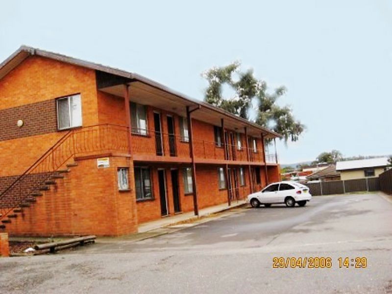 10/5 Adams Street, Queanbeyan NSW 2620