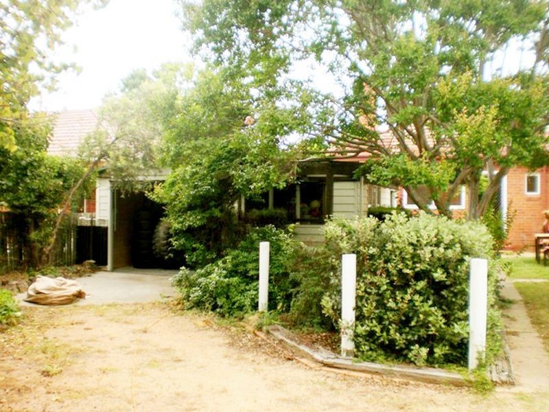 9 Bruce Street, Queanbeyan NSW 2620