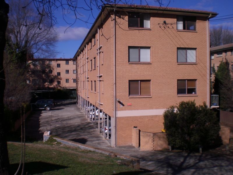 13/3 Mowatt Street, Queanbeyan NSW 2620