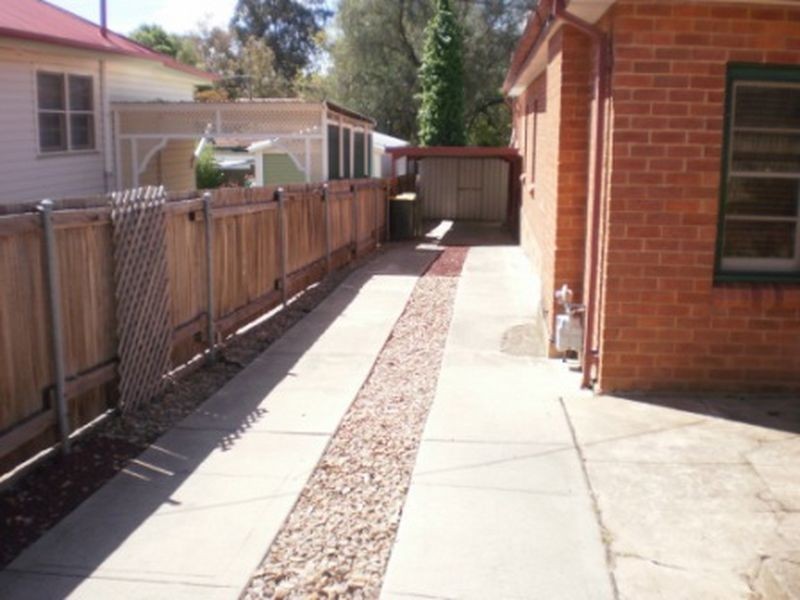 43 White Avenue, Queanbeyan NSW 2620