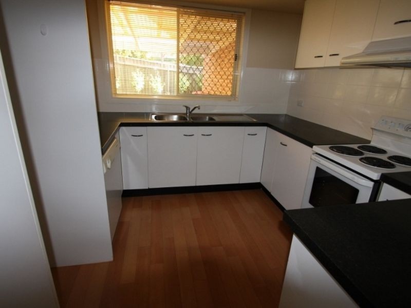 1/60 Jacaranda Drive, Jerrabomberra NSW 2619