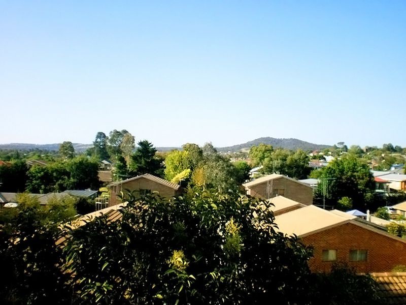 6/3 Velacia, Queanbeyan NSW 2620