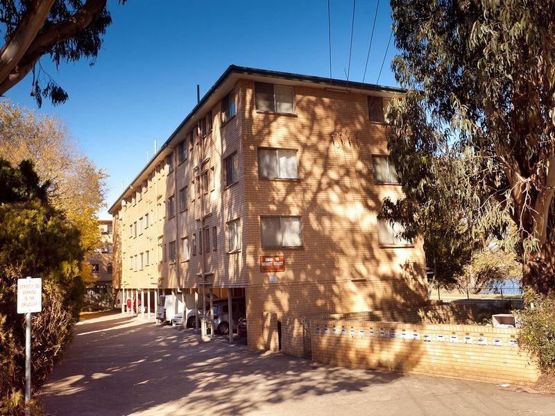 18/1 Mowatt Street, Booroomba NSW 2620