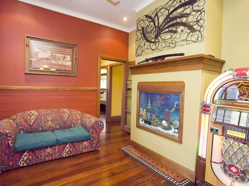 64 Tharwa Road, Queanbeyan NSW 2620