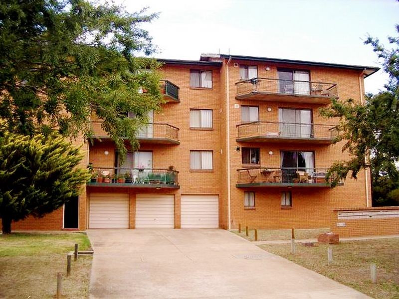 30/13-15 Mowatt Street, Queanbeyan NSW 2620