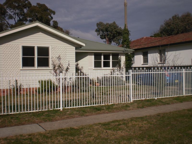 14 Early Street, Queanbeyan NSW 2620