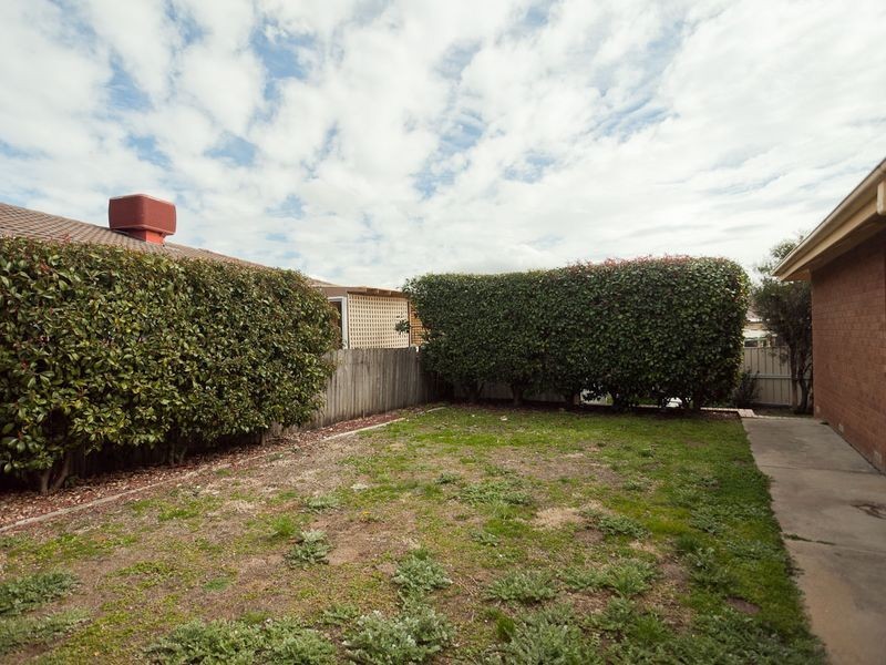 4 Hayley Crescent, Queanbeyan NSW 2620