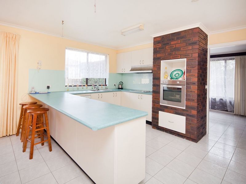 4 Hayley Crescent, Queanbeyan NSW 2620