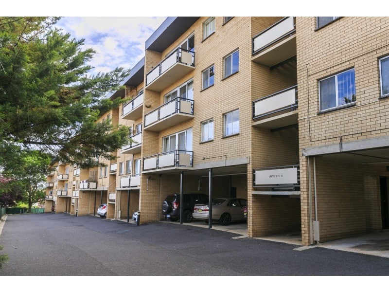 6/34-36 Mowatt Street, Queanbeyan NSW 2620