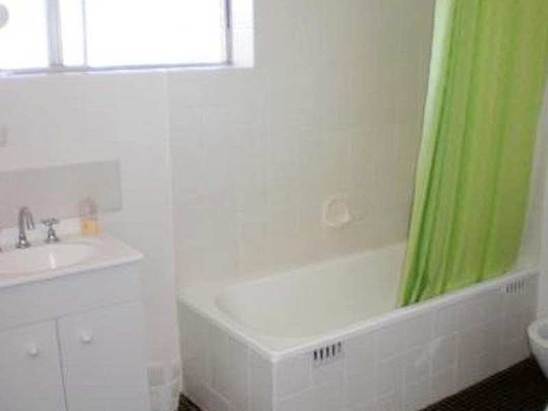 6/34-36 Mowatt Street, Queanbeyan NSW 2620