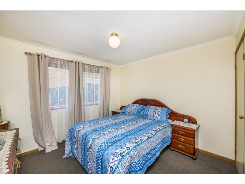 1/3 Parr Place, Queanbeyan NSW 2620