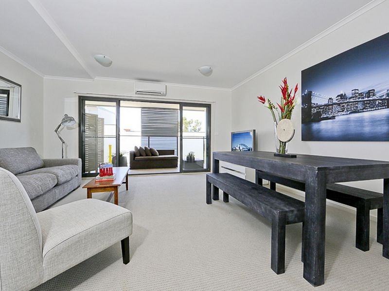 25/4 Ross Road, New York Apartments, Queanbeyan NSW 2620