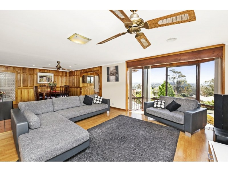 8 Hybon Avenue, Queanbeyan NSW 2620
