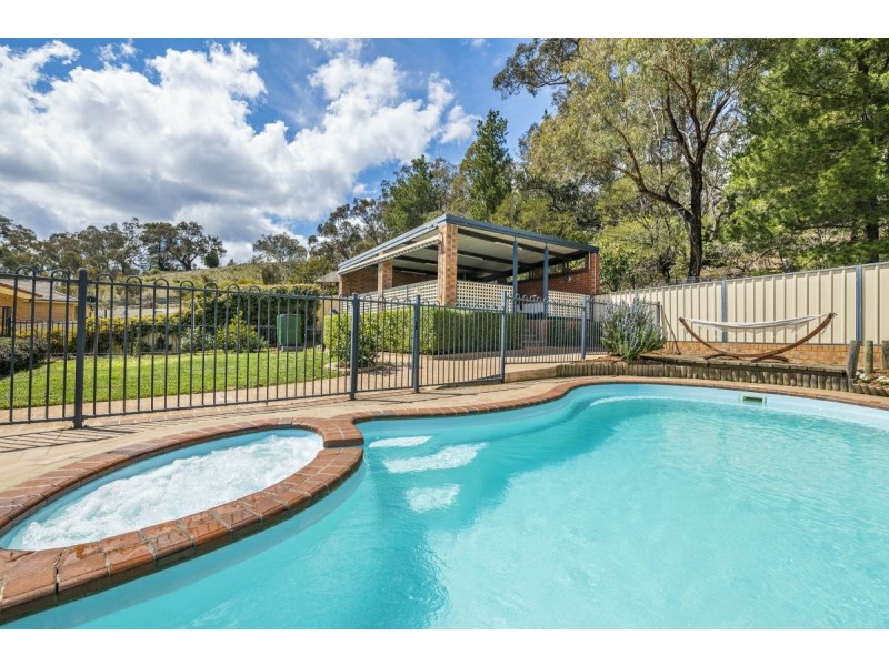 8 Hybon Avenue, Queanbeyan NSW 2620