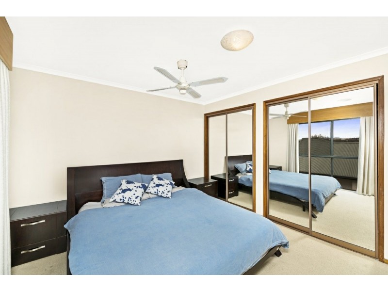 8 Hybon Avenue, Queanbeyan NSW 2620