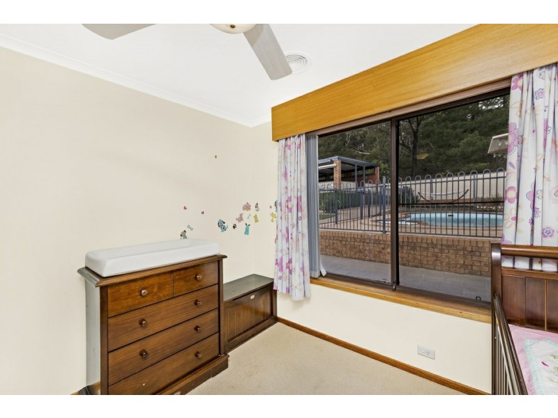 8 Hybon Avenue, Queanbeyan NSW 2620