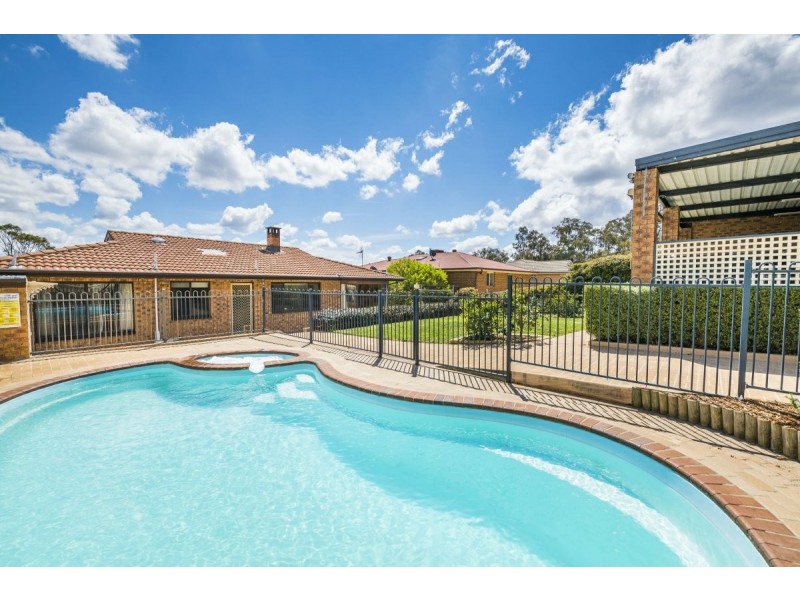 8 Hybon Avenue, Queanbeyan NSW 2620