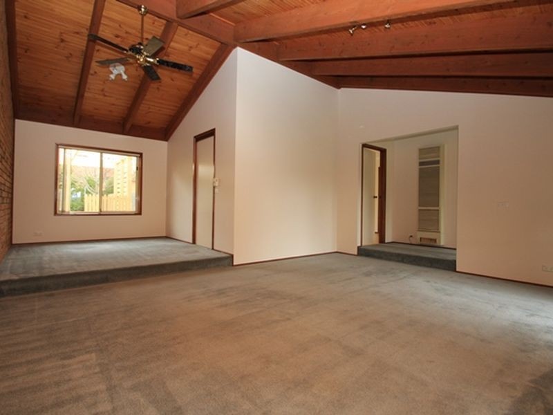 14 Acacia, Jerrabomberra NSW 2619