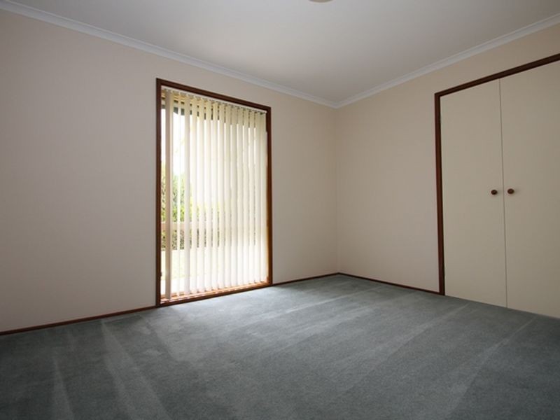 14 Acacia, Jerrabomberra NSW 2619